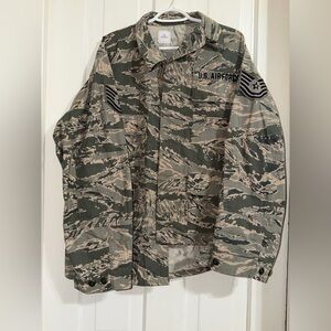 Official U.S. Air Force Camouflage Jacket men’s size 44R size large military